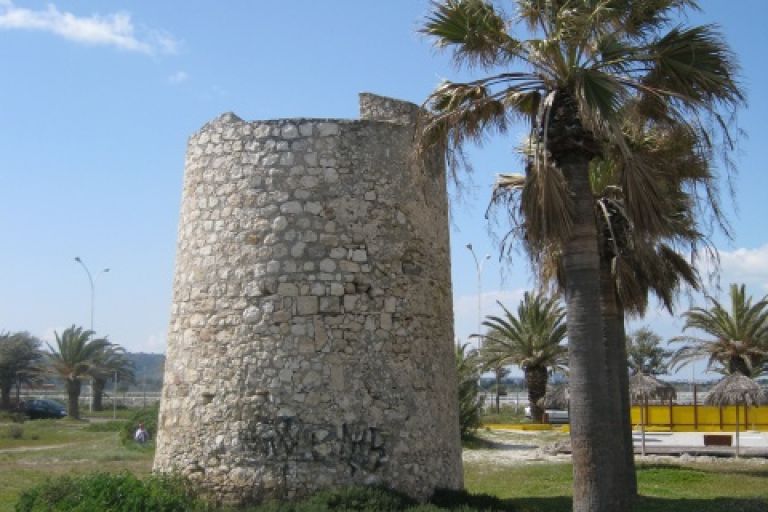 Torre Spagnola o di Mezza Spiaggia