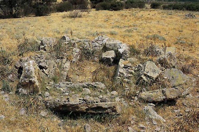 Tomba megalitica e insediamento di Tanca Noa