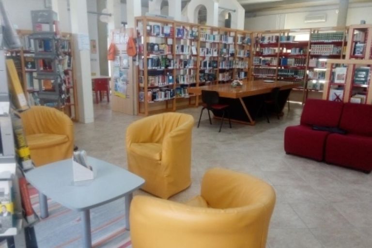 Biblioteca comunale Serafino Soro Maccioni